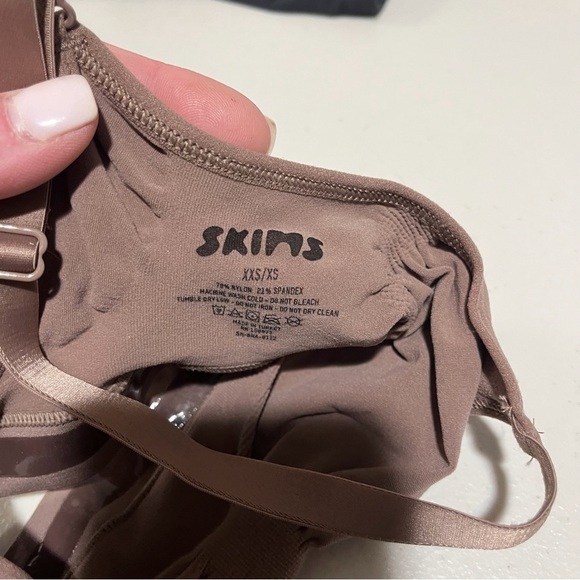 Skims Seamless Sculpt Bra Oxide Size XXS/XS Shaping Sculpting - Picture 5 of 5